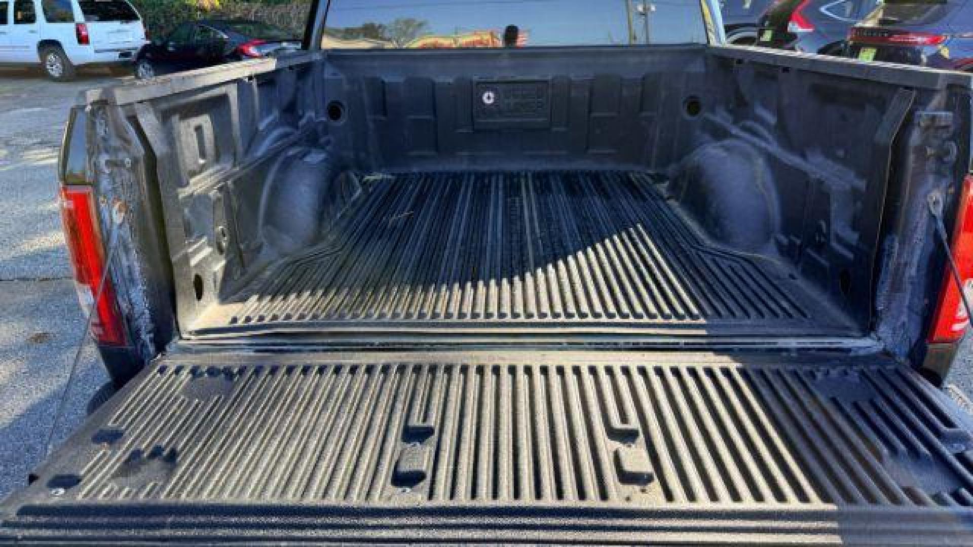 2016 Black Ford F-150 XLT SuperCrew 6.5-ft (1FTEW1CFXGF) with an 5.0L V8 engine, 6-Speed Automatic transmission, located at 1806 Veterans Memorial Hwy SW, Austell, GA, 30168, (770) 944-9558, 33.817959, -84.606987 - Photo#8