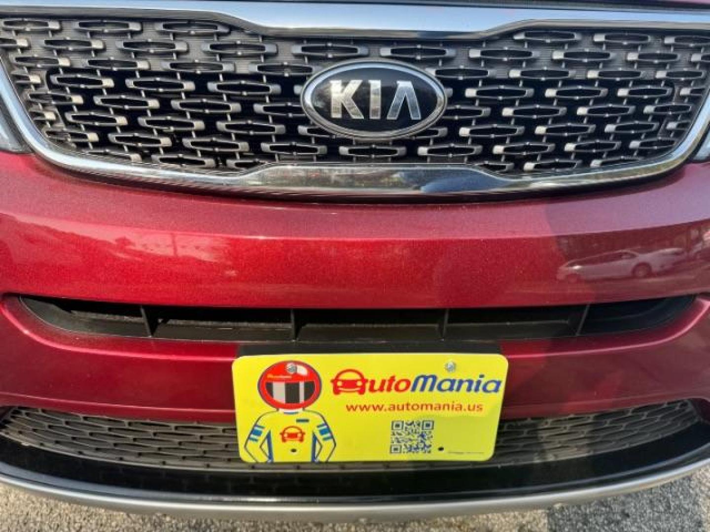 2015 Red Kia Sorento SX V6 FWD (5XYKW4A71FG) with an 3.3L V6 DOHC 24V engine, 6-Speed Automatic transmission, located at 1806 Veterans Memorial Hwy SW, Austell, GA, 30168, (770) 944-9558, 33.817959, -84.606987 - Photo#19