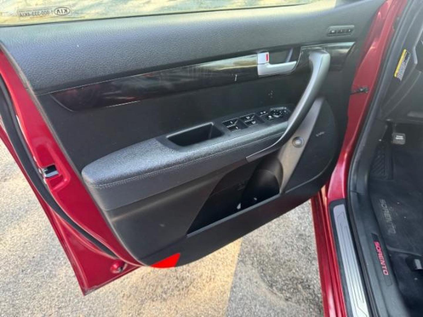 2015 Red Kia Sorento SX V6 FWD (5XYKW4A71FG) with an 3.3L V6 DOHC 24V engine, 6-Speed Automatic transmission, located at 1806 Veterans Memorial Hwy SW, Austell, GA, 30168, (770) 944-9558, 33.817959, -84.606987 - Photo#6