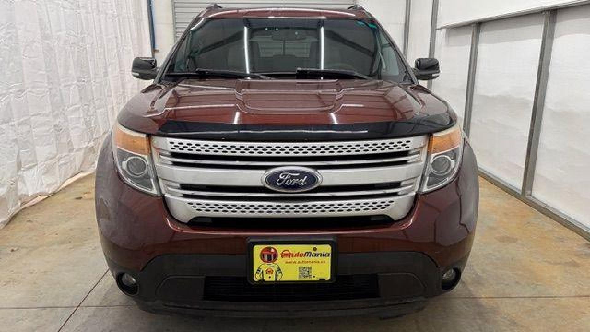 2015 Maroon Ford Explorer XLT 4WD (1FM5K8D80FG) with an 3.5L V6 DOHC 24V engine, 6-Speed Automatic transmission, located at 1806 Veterans Memorial Hwy SW, Austell, GA, 30168, (770) 944-9558, 33.817959, -84.606987 - Photo#10