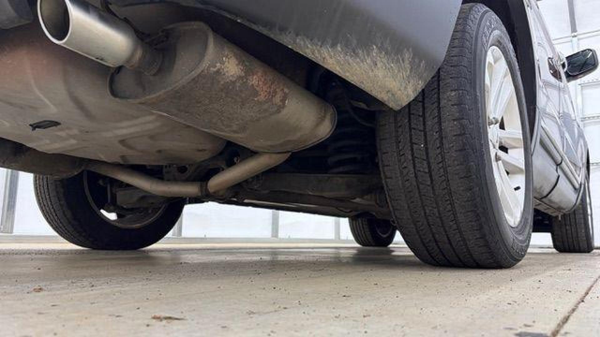 2015 Maroon Ford Explorer XLT 4WD (1FM5K8D80FG) with an 3.5L V6 DOHC 24V engine, 6-Speed Automatic transmission, located at 1806 Veterans Memorial Hwy SW, Austell, GA, 30168, (770) 944-9558, 33.817959, -84.606987 - Photo#24