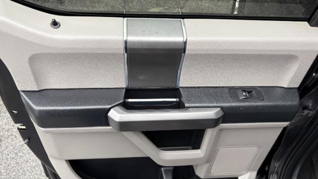 2015 Black Ford F-150 XLT SuperCrew 6.5-ft (1FTEW1CPXFF) with an 2.7L V6 DOHC 24V engine, 6-Speed Automatic transmission, located at 1806 Veterans Memorial Hwy SW, Austell, GA, 30168, (770) 944-9558, 33.817959, -84.606987 - Photo#11