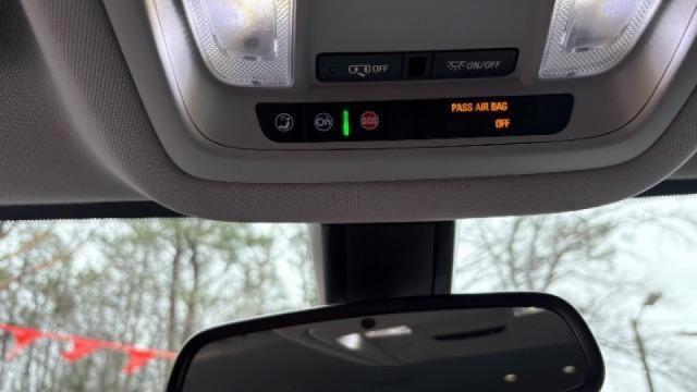 2019 Blue GMC Acadia SLT-1 (1GKKNMLS1KZ) with an 2.5L I-4 gasoline di engine, Automatic transmission, located at 1806 Veterans Memorial Hwy SW, Austell, GA, 30168, (770) 944-9558, 33.817959, -84.606987 - Photo#16