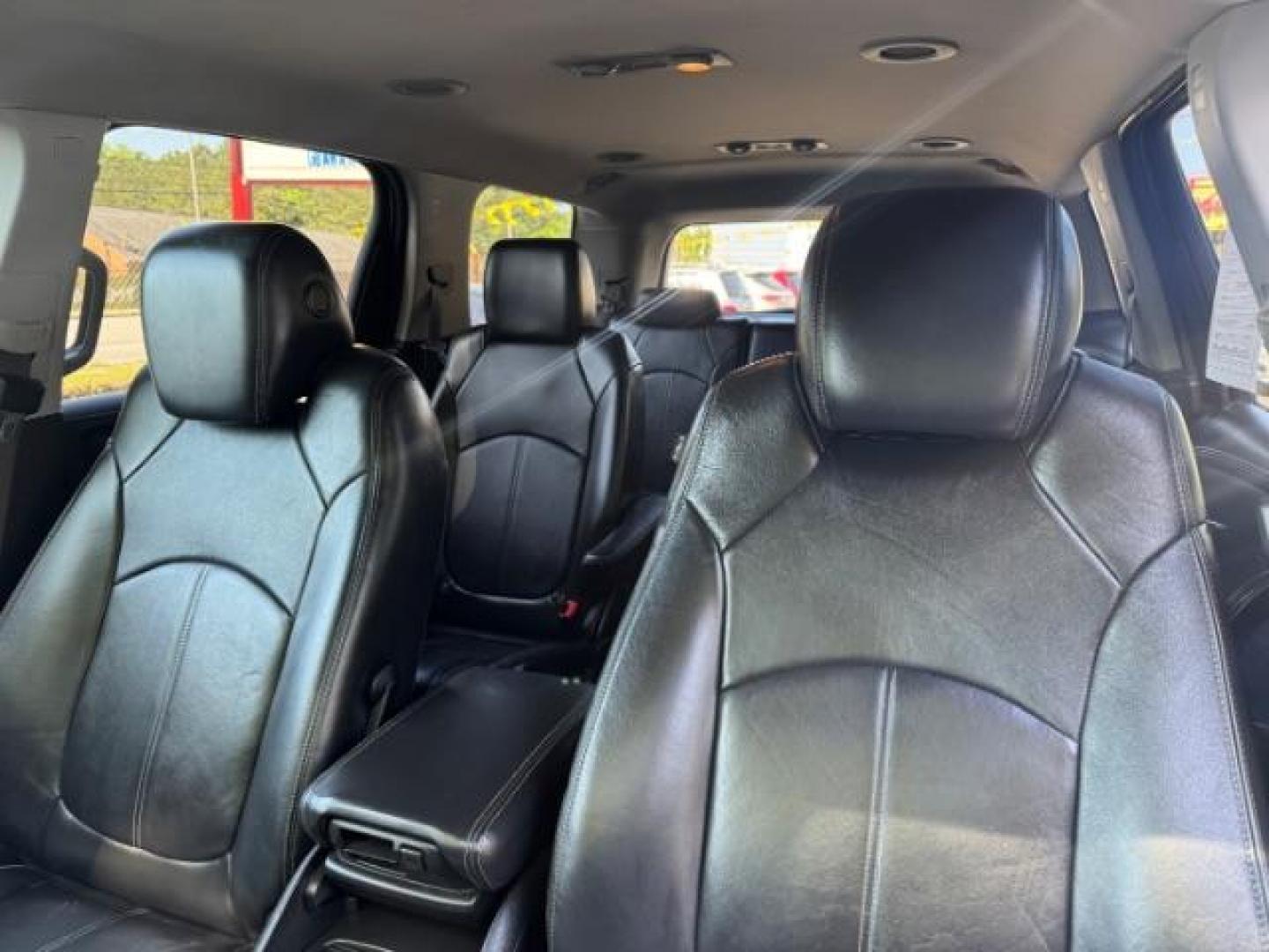 2013 Gray GMC Acadia SLT-1 (1GKKRRKD5DJ) , located at 1806 Veterans Memorial Hwy SW, Austell, GA, 30168, (770) 944-9558, 33.817959, -84.606987 - Photo#9