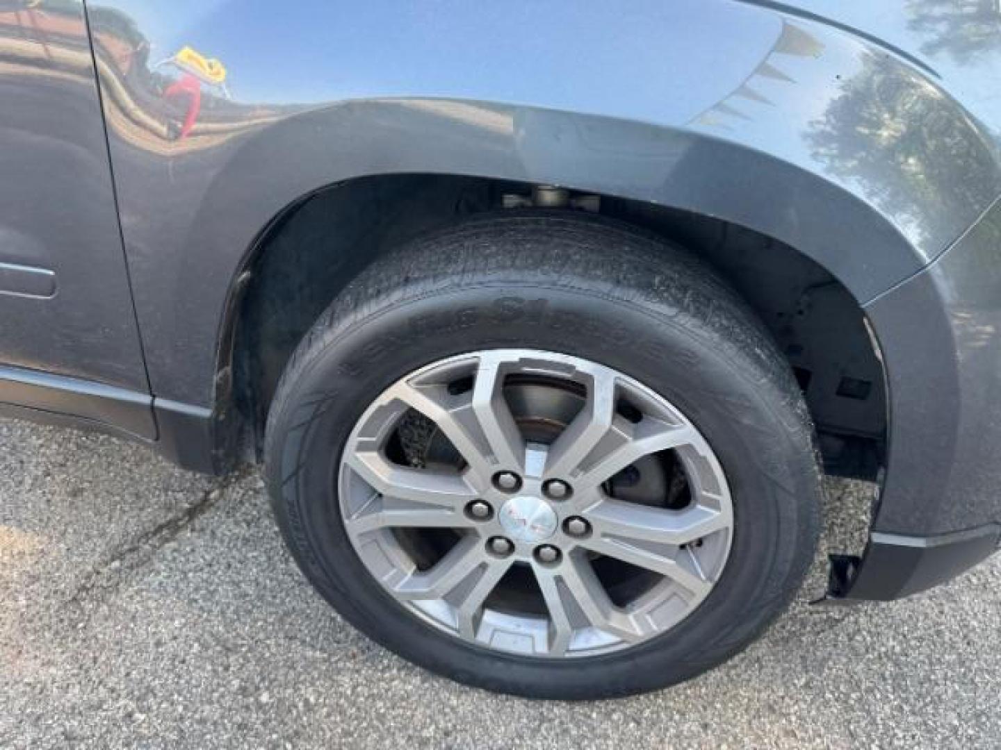 2013 Gray GMC Acadia SLT-1 (1GKKRRKD5DJ) , located at 1806 Veterans Memorial Hwy SW, Austell, GA, 30168, (770) 944-9558, 33.817959, -84.606987 - Photo#22