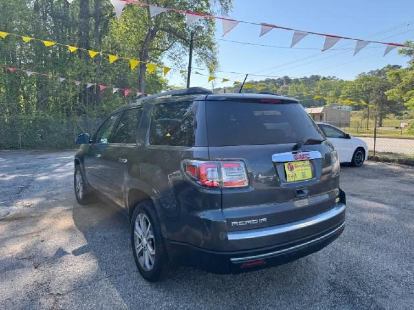2013 Gray GMC Acadia SLT-1 (1GKKRRKD5DJ) , located at 1806 Veterans Memorial Hwy SW, Austell, GA, 30168, (770) 944-9558, 33.817959, -84.606987 - Photo#5