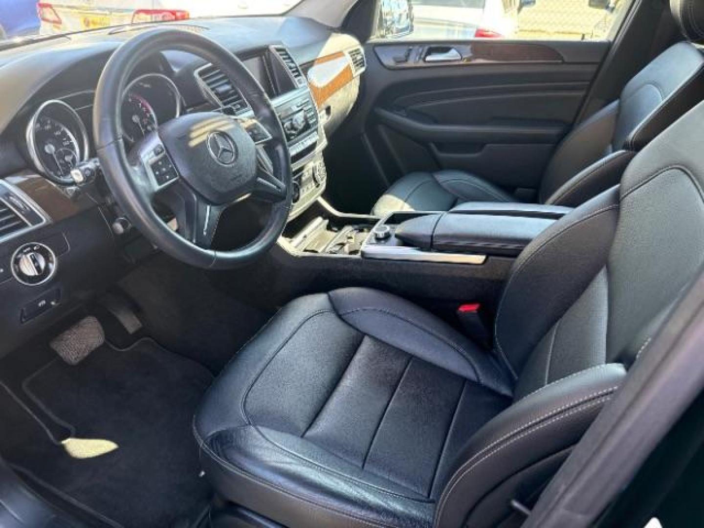 2015 Black Mercedes - Benz M-Class ML 350 (4JGDA5JB6FA) , located at 1806 Veterans Memorial Hwy SW, Austell, GA, 30168, (770) 944-9558, 33.817959, -84.606987 - Photo#15