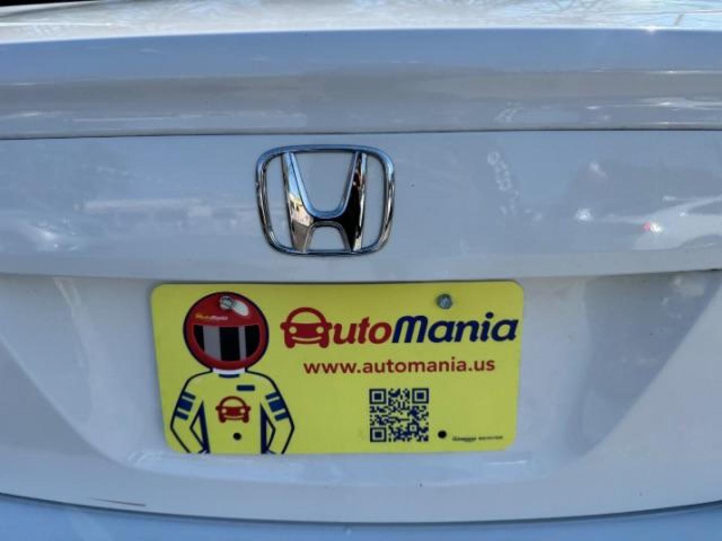 2012 White Honda Civic LX (2HGFB2F59CH) with an 1.8L I-4 MPI SOHC engine, located at 1806 Veterans Memorial Hwy SW, Austell, GA, 30168, (770) 944-9558, 33.817959, -84.606987 - Photo#14