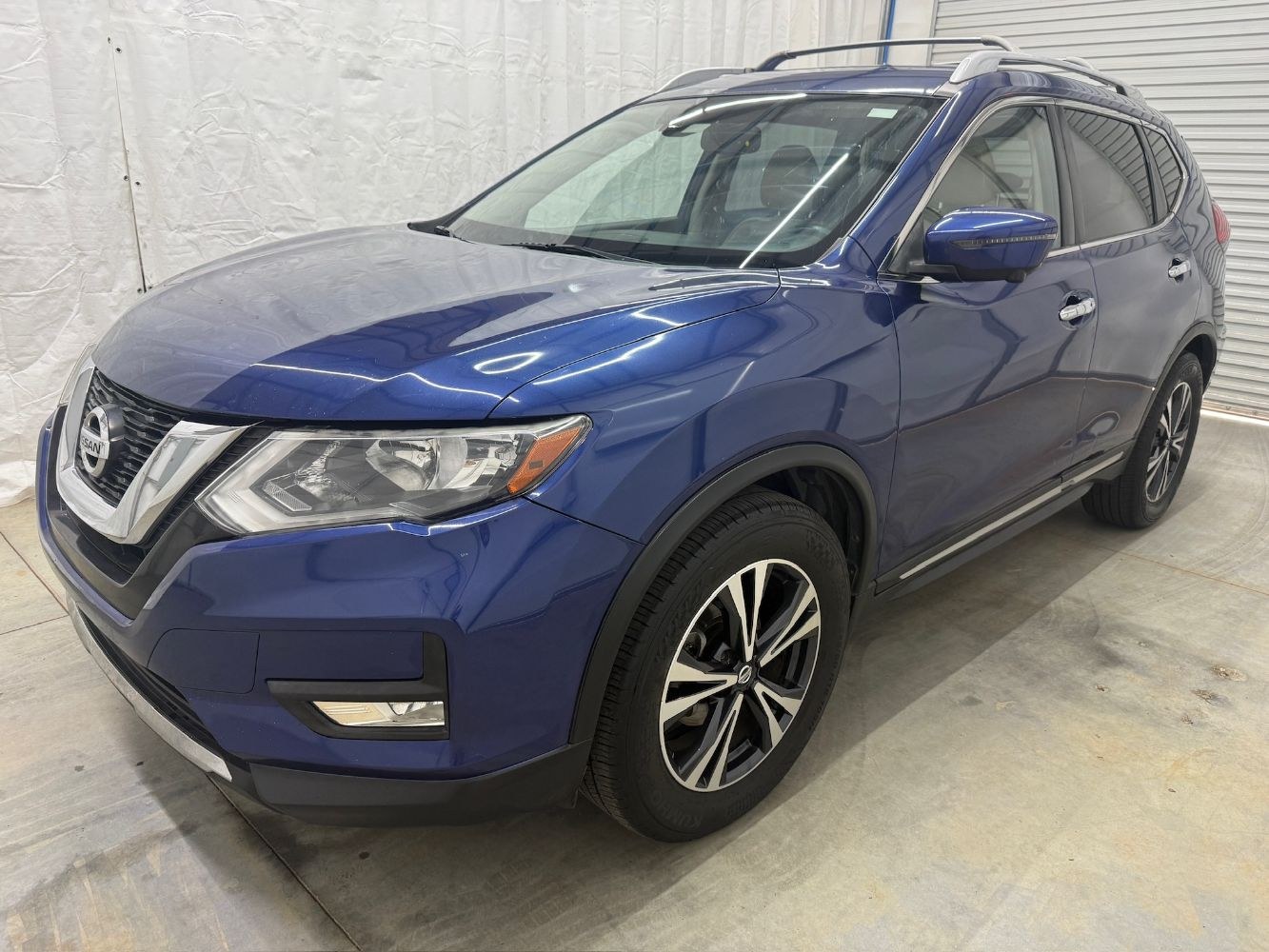 photo of 2017 Nissan Rogue S