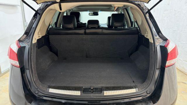 2011 Black Nissan Murano SL (JN8AZ1MU1BW) with an 3.5L V6 DI DOHC CVTC engine, located at 1806 Veterans Memorial Hwy SW, Austell, GA, 30168, (770) 944-9558, 33.817959, -84.606987 - Photo#16