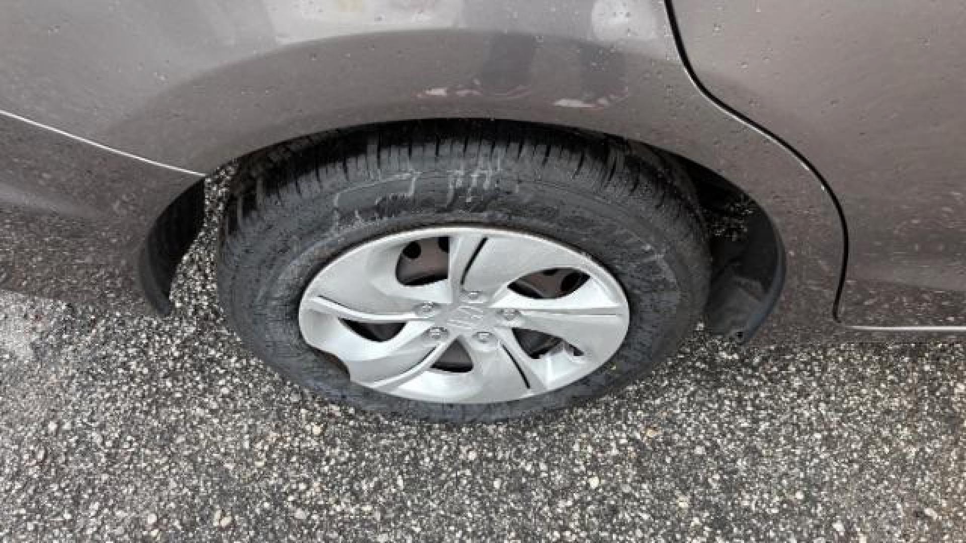 2013 Gray Honda Civic LX (19XFB2F59DE) with an 1.8L I-4 MPI SOHC engine, located at 1806 Veterans Memorial Hwy SW, Austell, GA, 30168, (770) 944-9558, 33.817959, -84.606987 - Photo#11