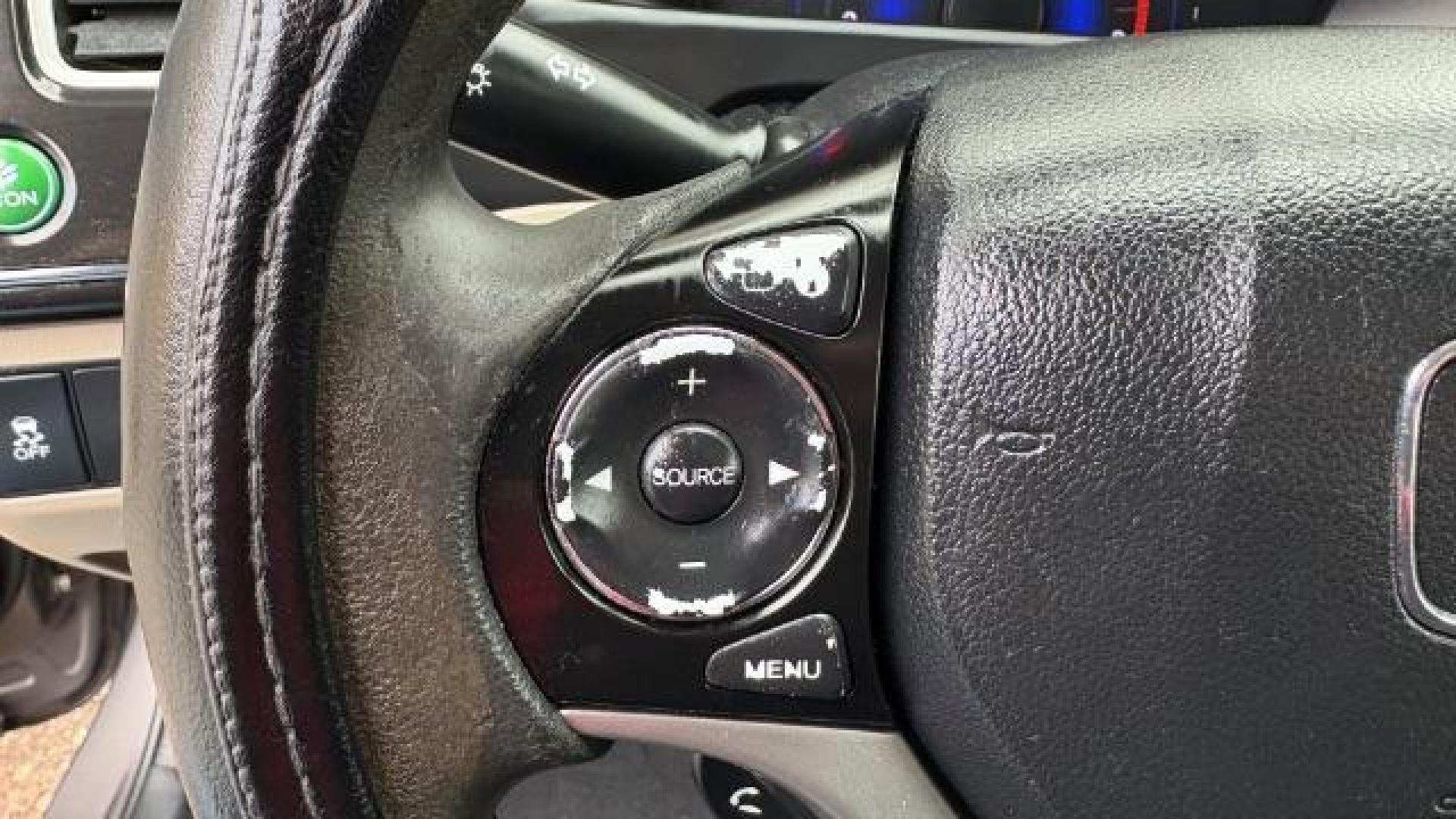 2013 Gray Honda Civic LX (19XFB2F59DE) with an 1.8L I-4 MPI SOHC engine, located at 1806 Veterans Memorial Hwy SW, Austell, GA, 30168, (770) 944-9558, 33.817959, -84.606987 - Photo#17
