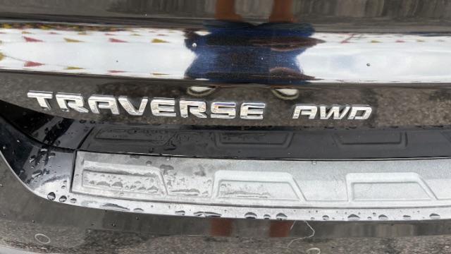 2017 Black Chevrolet Traverse 2LT (1GNKVHKD5HJ) with an 3.6L V-6 gasoline di engine, located at 1806 Veterans Memorial Hwy SW, Austell, GA, 30168, (770) 944-9558, 33.817959, -84.606987 - Photo#6