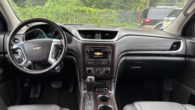 2017 Black Chevrolet Traverse 2LT (1GNKVHKD5HJ) with an 3.6L V-6 gasoline di engine, located at 1806 Veterans Memorial Hwy SW, Austell, GA, 30168, (770) 944-9558, 33.817959, -84.606987 - Photo#11