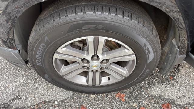 2017 Black Chevrolet Traverse 2LT (1GNKVHKD5HJ) with an 3.6L V-6 gasoline di engine, located at 1806 Veterans Memorial Hwy SW, Austell, GA, 30168, (770) 944-9558, 33.817959, -84.606987 - Photo#19