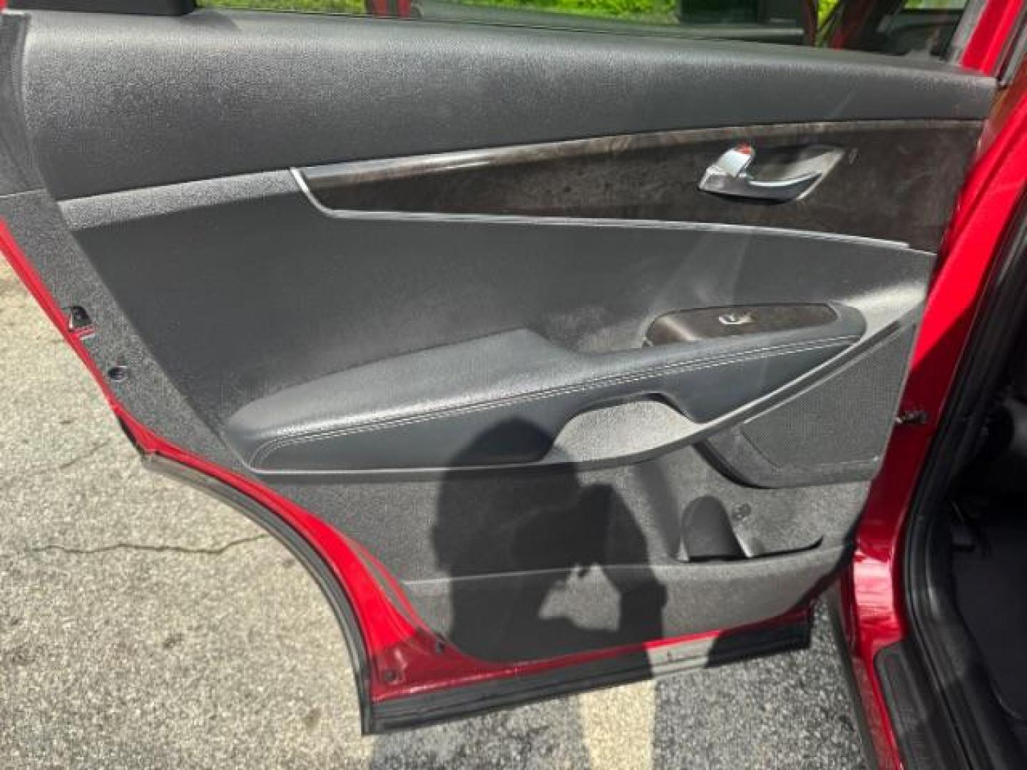 2017 Red Kia Sorento 3.3L LX (5XYPG4A51HG) with an Lambda II 3.3L V-6 gasoline direct injection engine, located at 1806 Veterans Memorial Hwy SW, Austell, GA, 30168, (770) 944-9558, 33.817959, -84.606987 - Photo#9