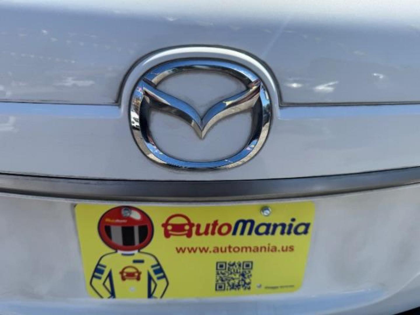 2014 White Mazda CX-9 Grand Touring (JM3TB2DA8E0) with an 3.7L V-6 DOHC engine, located at 1806 Veterans Memorial Hwy SW, Austell, GA, 30168, (770) 944-9558, 33.817959, -84.606987 - Photo#17