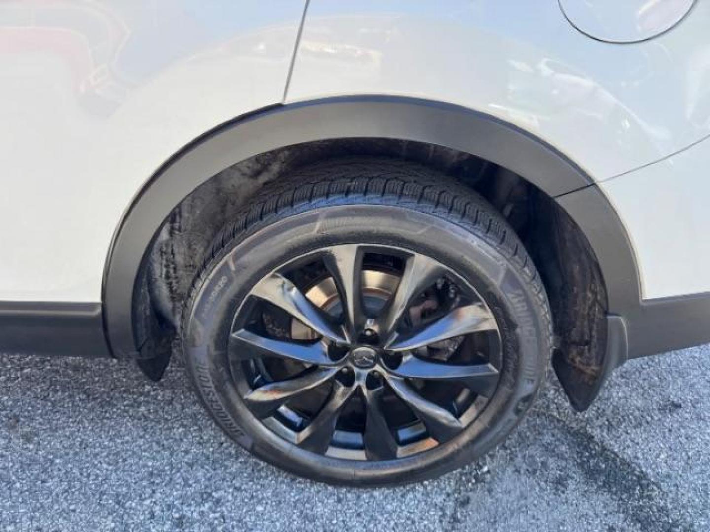 2014 White Mazda CX-9 Grand Touring (JM3TB2DA8E0) with an 3.7L V-6 DOHC engine, located at 1806 Veterans Memorial Hwy SW, Austell, GA, 30168, (770) 944-9558, 33.817959, -84.606987 - Photo#23