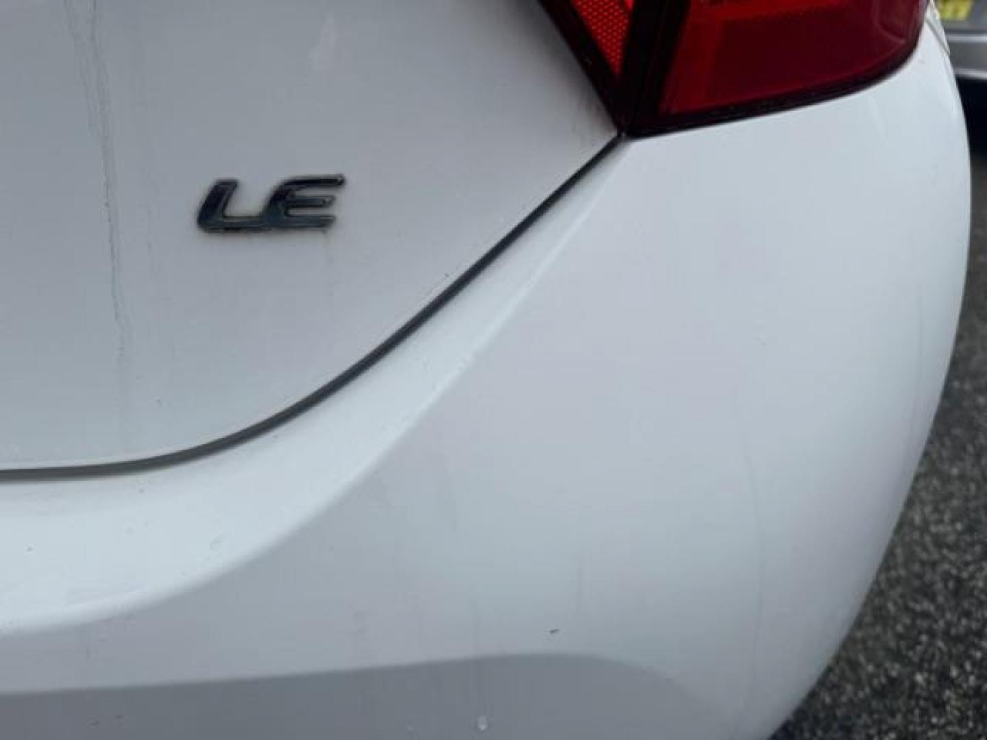 2015 White Toyota Corolla LE (2T1BURHE6FC) with an 1.8L I-4 DOHC engine, located at 1806 Veterans Memorial Hwy SW, Austell, GA, 30168, (770) 944-9558, 33.817959, -84.606987 - Photo#13