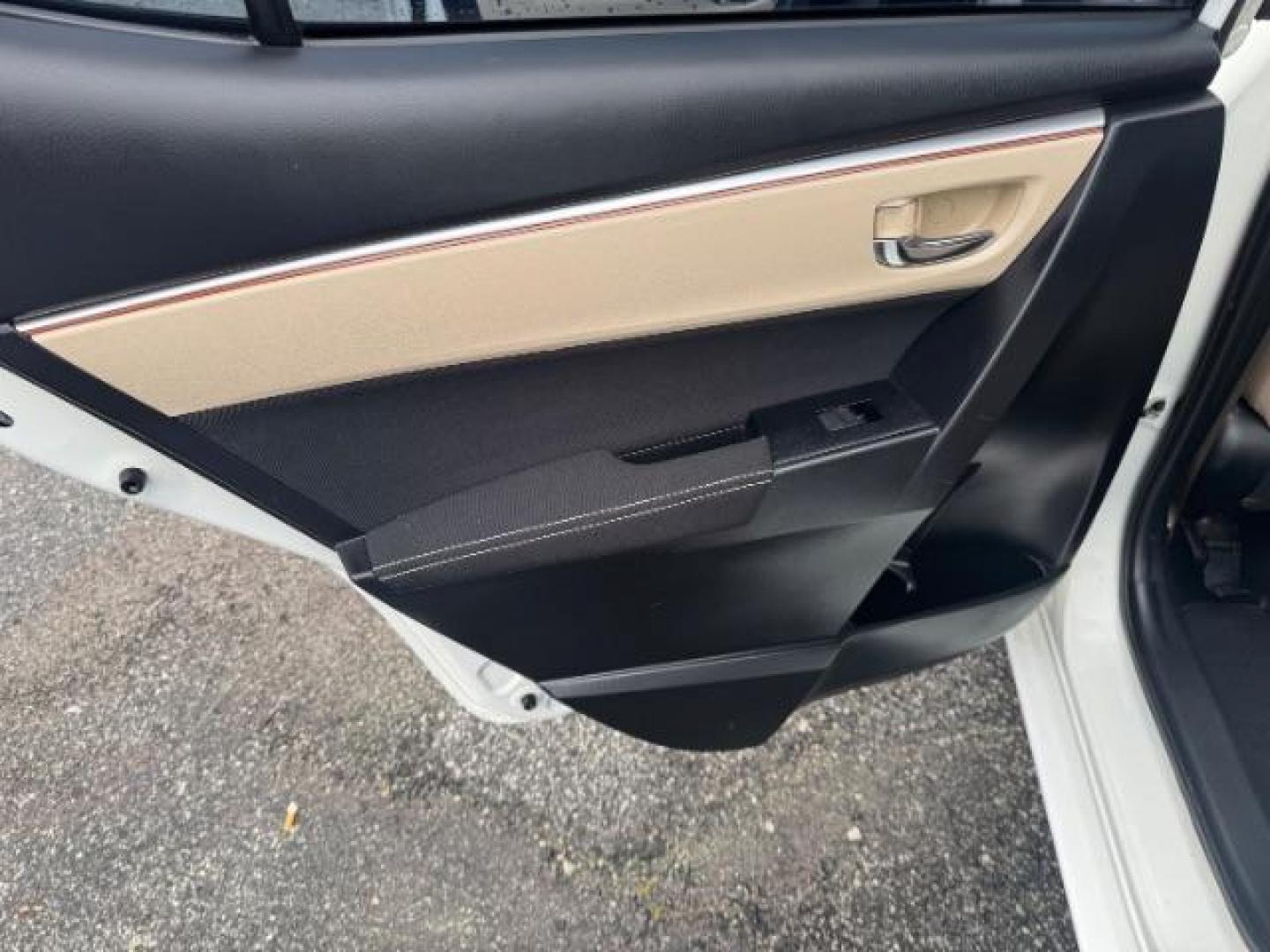 2015 White Toyota Corolla LE (2T1BURHE6FC) with an 1.8L I-4 DOHC engine, located at 1806 Veterans Memorial Hwy SW, Austell, GA, 30168, (770) 944-9558, 33.817959, -84.606987 - Photo#9