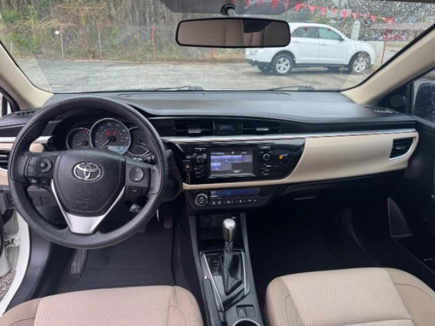 2015 White Toyota Corolla LE (2T1BURHE6FC) with an 1.8L I-4 DOHC engine, located at 1806 Veterans Memorial Hwy SW, Austell, GA, 30168, (770) 944-9558, 33.817959, -84.606987 - Photo#10