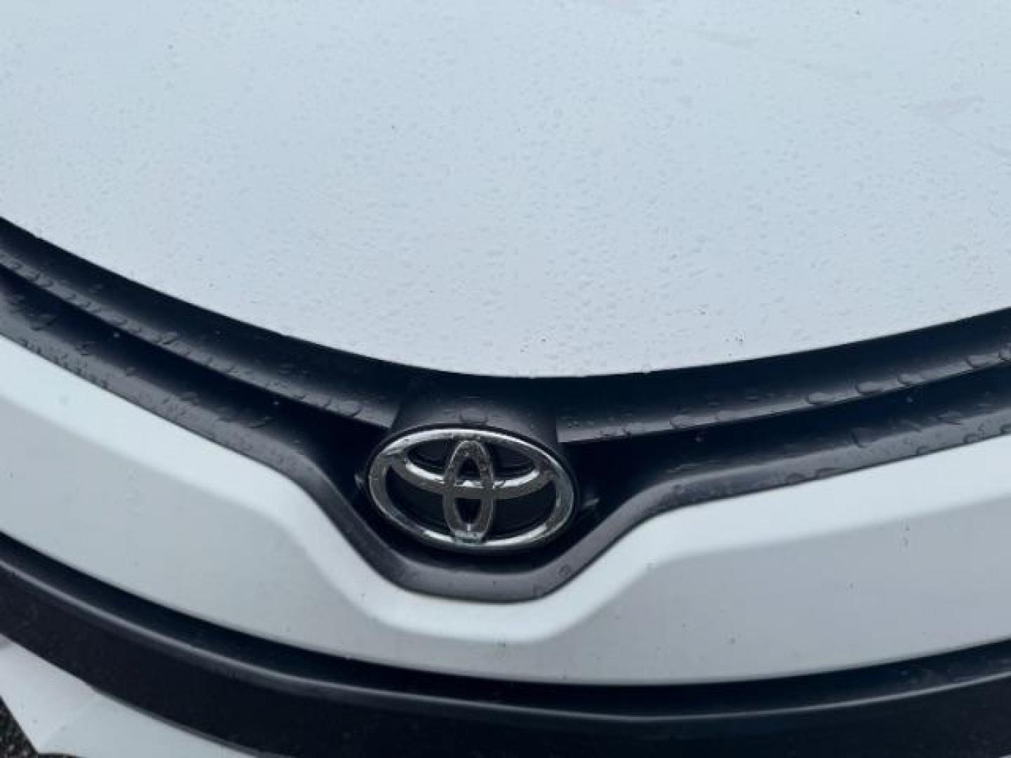 2015 White Toyota Corolla LE (2T1BURHE6FC) with an 1.8L I-4 DOHC engine, located at 1806 Veterans Memorial Hwy SW, Austell, GA, 30168, (770) 944-9558, 33.817959, -84.606987 - Photo#15