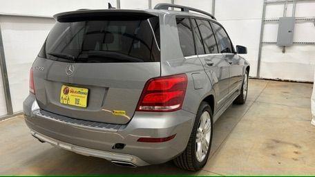 2014 Grey Mercedes-Benz GLK 350 1 (WDCGG5HB3EG) , located at 1806 Veterans Memorial Hwy SW, Austell, GA, 30168, (770) 944-9558, 33.817959, -84.606987 - Photo#5