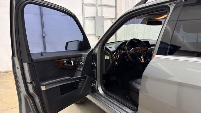 2014 Grey Mercedes-Benz GLK 350 1 (WDCGG5HB3EG) , located at 1806 Veterans Memorial Hwy SW, Austell, GA, 30168, (770) 944-9558, 33.817959, -84.606987 - Photo#10
