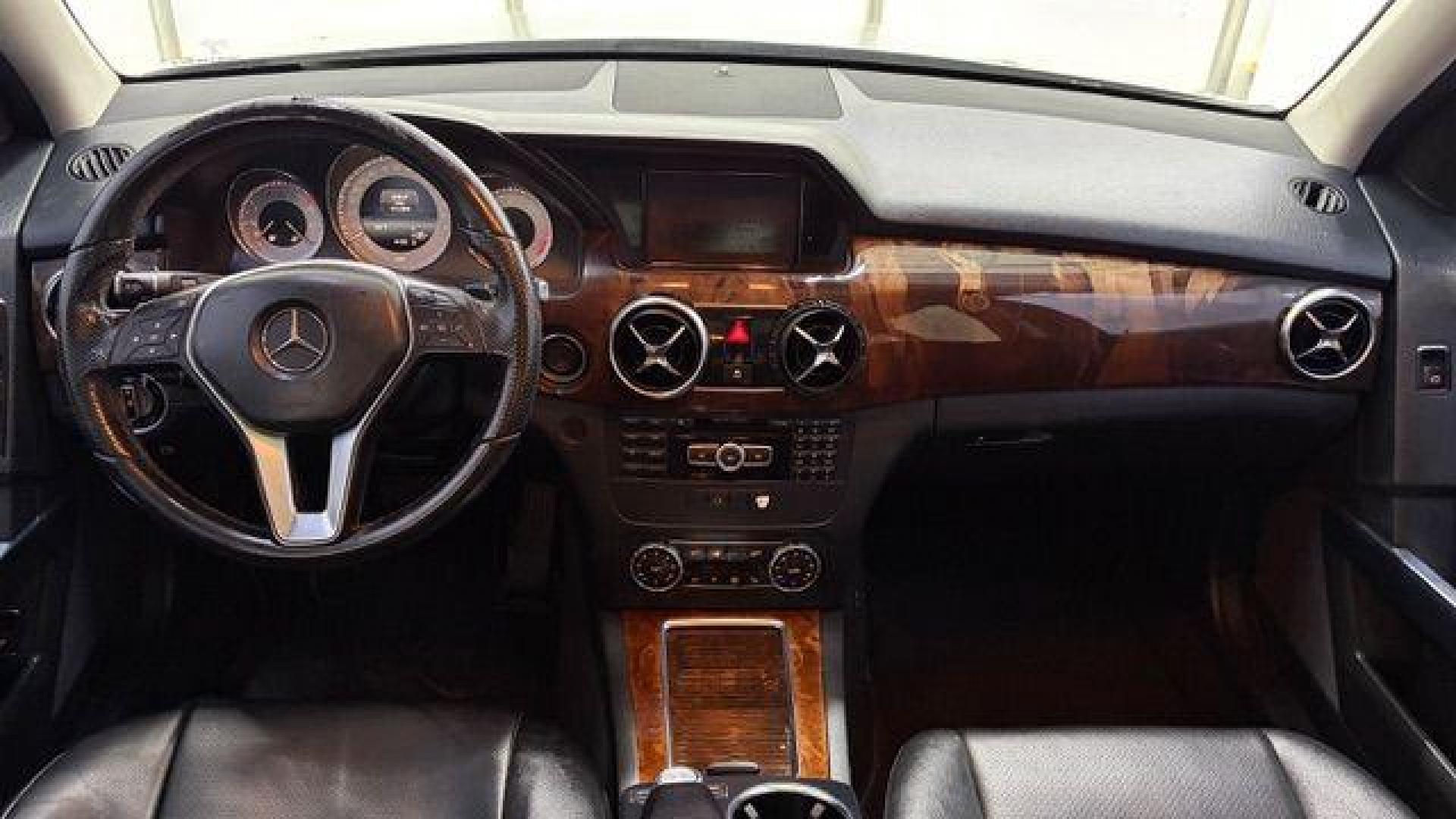 2014 Grey Mercedes-Benz GLK 350 1 (WDCGG5HB3EG) , located at 1806 Veterans Memorial Hwy SW, Austell, GA, 30168, (770) 944-9558, 33.817959, -84.606987 - Photo#15