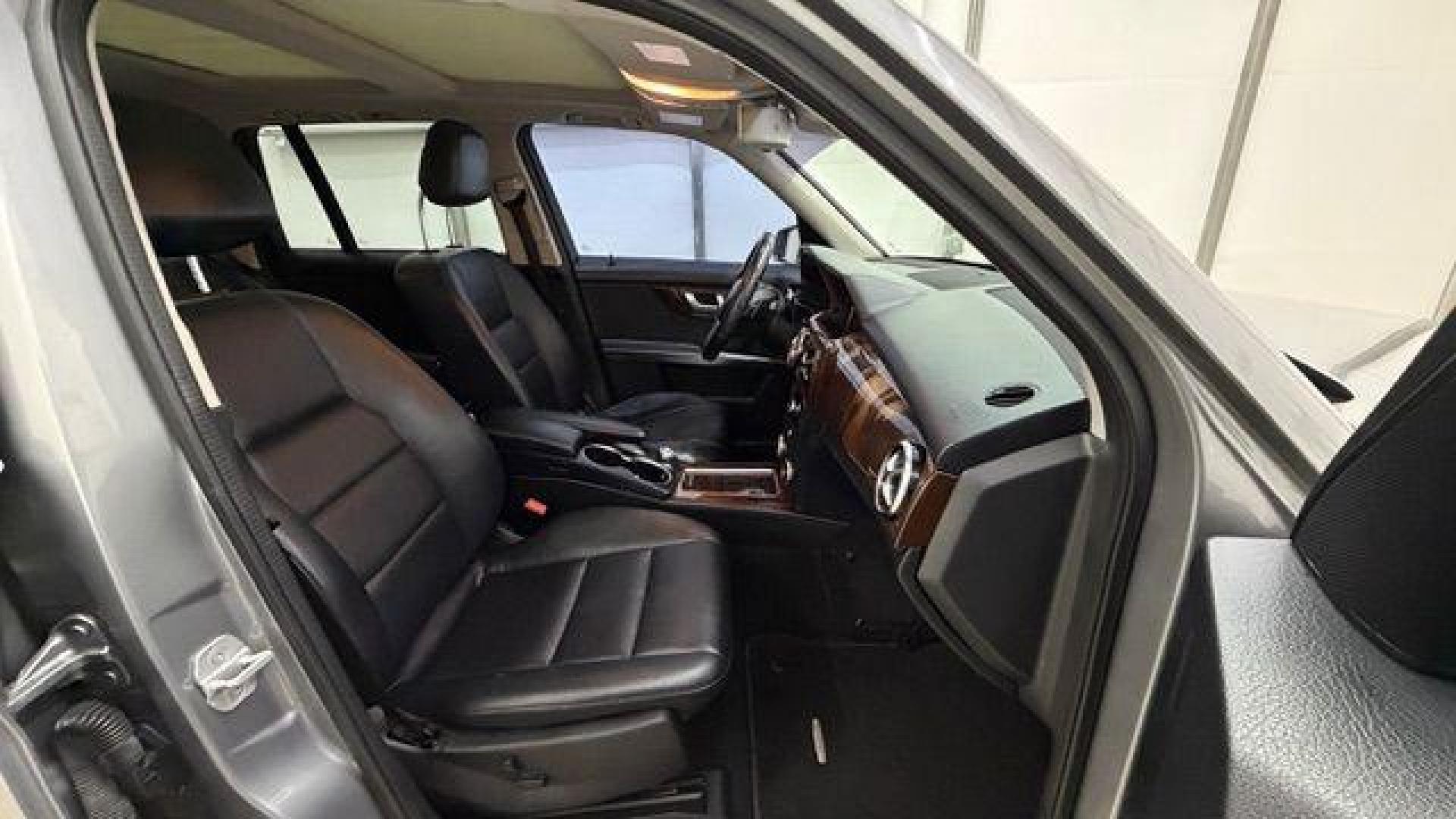 2014 Grey Mercedes-Benz GLK 350 1 (WDCGG5HB3EG) , located at 1806 Veterans Memorial Hwy SW, Austell, GA, 30168, (770) 944-9558, 33.817959, -84.606987 - Photo#18