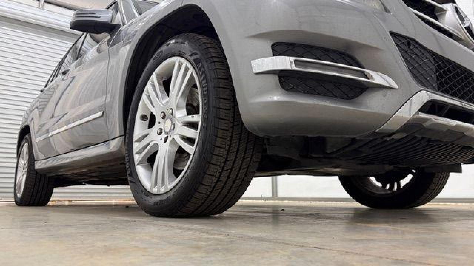 2014 Grey Mercedes-Benz GLK 350 1 (WDCGG5HB3EG) , located at 1806 Veterans Memorial Hwy SW, Austell, GA, 30168, (770) 944-9558, 33.817959, -84.606987 - Photo#19