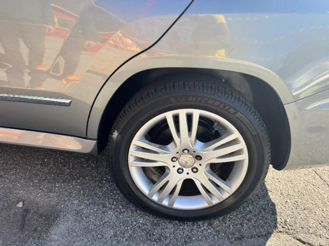 2014 Silver Mercedes-Benz GLK 350 1 (WDCGG5HB3EG) , located at 1806 Veterans Memorial Hwy SW, Austell, GA, 30168, (770) 944-9558, 33.817959, -84.606987 - Photo#21