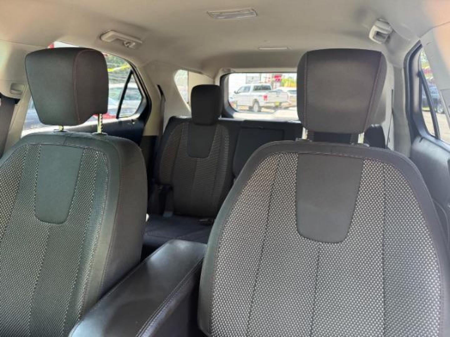 2017 Gray Chevrolet Equinox LT (2GNALCEK0H1) with an 2.4L I-4 gasoline direct injection engine, located at 1806 Veterans Memorial Hwy SW, Austell, GA, 30168, (770) 944-9558, 33.817959, -84.606987 - Photo#8