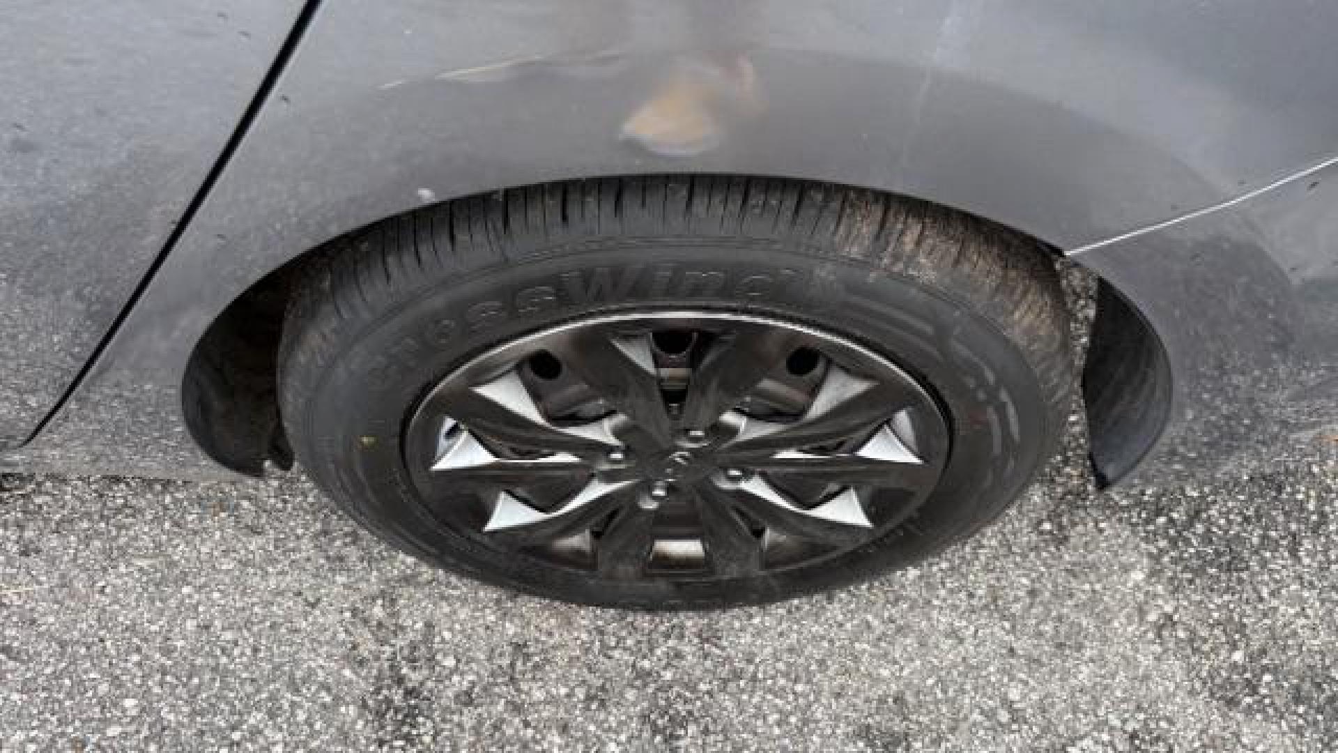 2018 Gray Hyundai Accent SE (3KPC24A3XJE) with an 1.6L I-4 gasoline direct injection engine, located at 1806 Veterans Memorial Hwy SW, Austell, GA, 30168, (770) 944-9558, 33.817959, -84.606987 - Photo#20