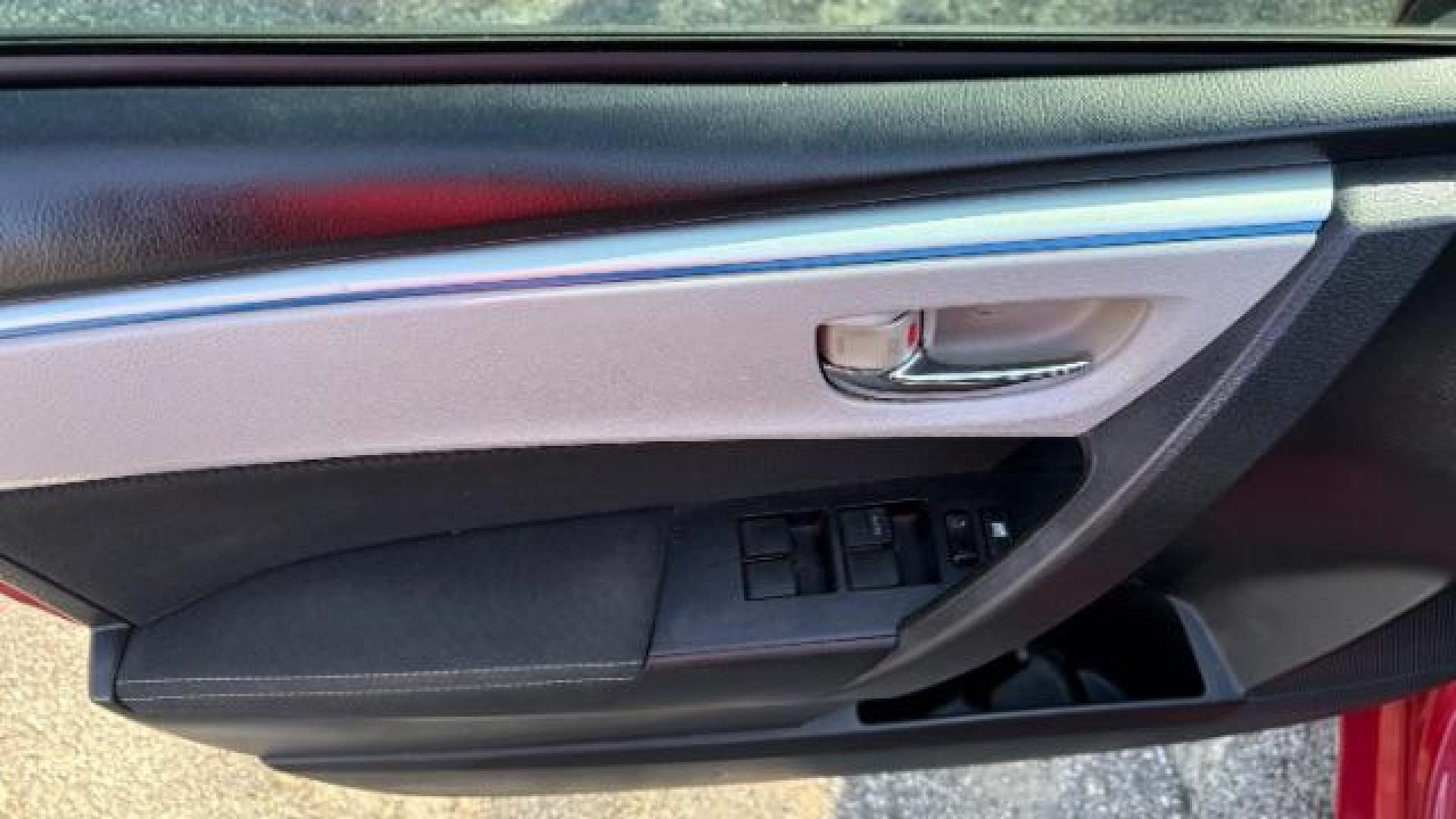 2015 RED Toyota Corolla LE (2T1BURHE7FC) with an 1.8L I-4 DOHC engine, located at 1806 Veterans Memorial Hwy SW, Austell, GA, 30168, (770) 944-9558, 33.817959, -84.606987 - Photo#8