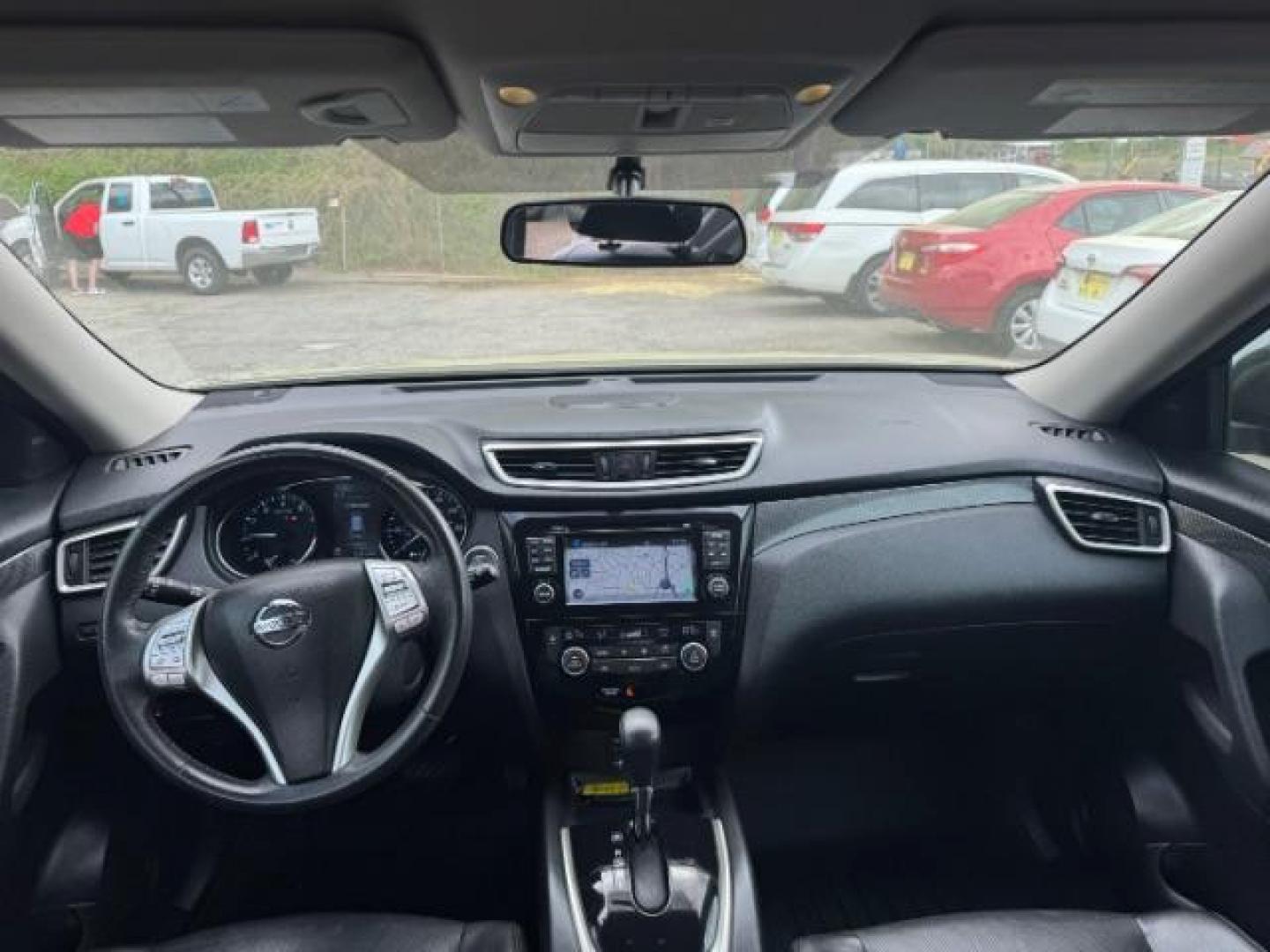 2016 GRAY Nissan Rogue SL (5N1AT2MT5GC) with an 2.5L I-4 DOHC engine, located at 1806 Veterans Memorial Hwy SW, Austell, GA, 30168, (770) 944-9558, 33.817959, -84.606987 - Photo#11