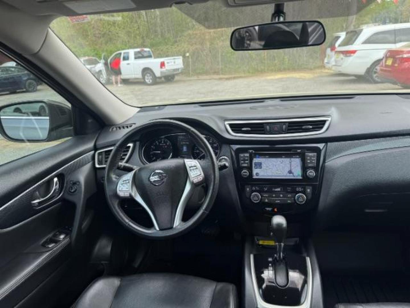2016 GRAY Nissan Rogue SL (5N1AT2MT5GC) with an 2.5L I-4 DOHC engine, located at 1806 Veterans Memorial Hwy SW, Austell, GA, 30168, (770) 944-9558, 33.817959, -84.606987 - Photo#12