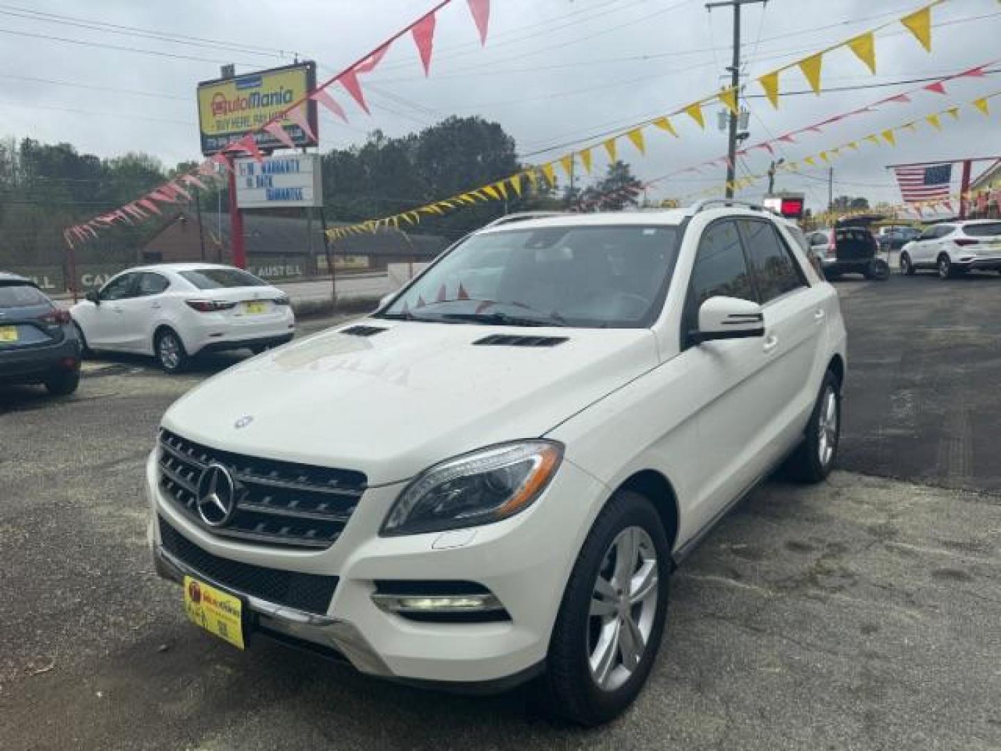 2013 White Mercedes-Benz ML 350 ML350 (4JGDA5JB9DA) , located at 1806 Veterans Memorial Hwy SW, Austell, GA, 30168, (770) 944-9558, 33.817959, -84.606987 - Photo#0