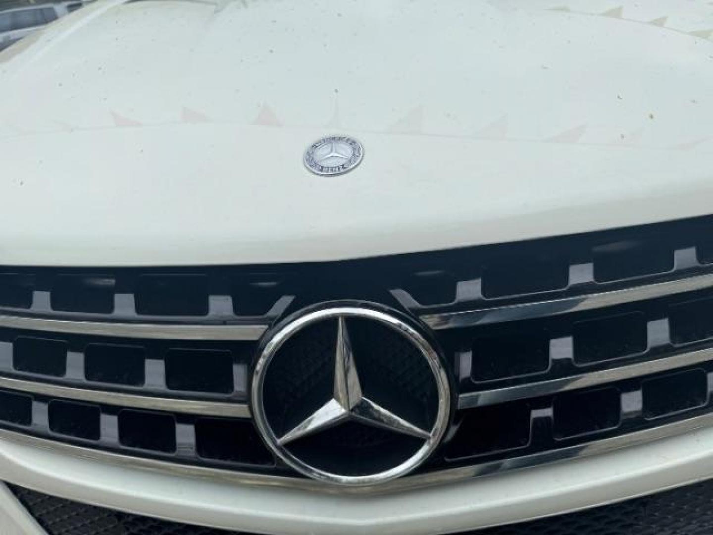 2013 White Mercedes-Benz ML 350 ML350 (4JGDA5JB9DA) , located at 1806 Veterans Memorial Hwy SW, Austell, GA, 30168, (770) 944-9558, 33.817959, -84.606987 - Photo#19