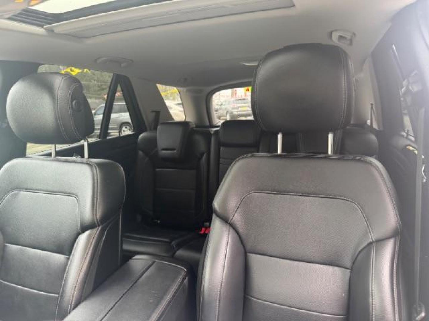 2013 White Mercedes-Benz ML 350 ML350 (4JGDA5JB9DA) , located at 1806 Veterans Memorial Hwy SW, Austell, GA, 30168, (770) 944-9558, 33.817959, -84.606987 - Photo#8