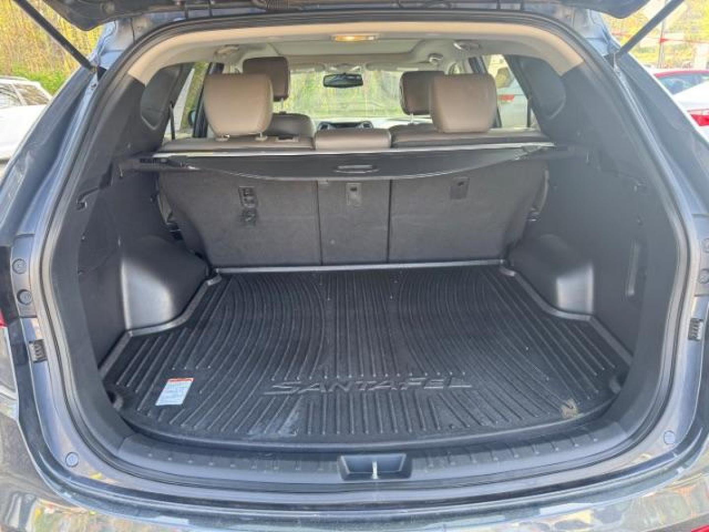 2014 Gray Hyundai Santa Fe Sport 2.4L (5XYZU3LB9EG) with an Theta II 2.4L I-4 gasoline direct injection engine, located at 1806 Veterans Memorial Hwy SW, Austell, GA, 30168, (770) 944-9558, 33.817959, -84.606987 - Photo#10