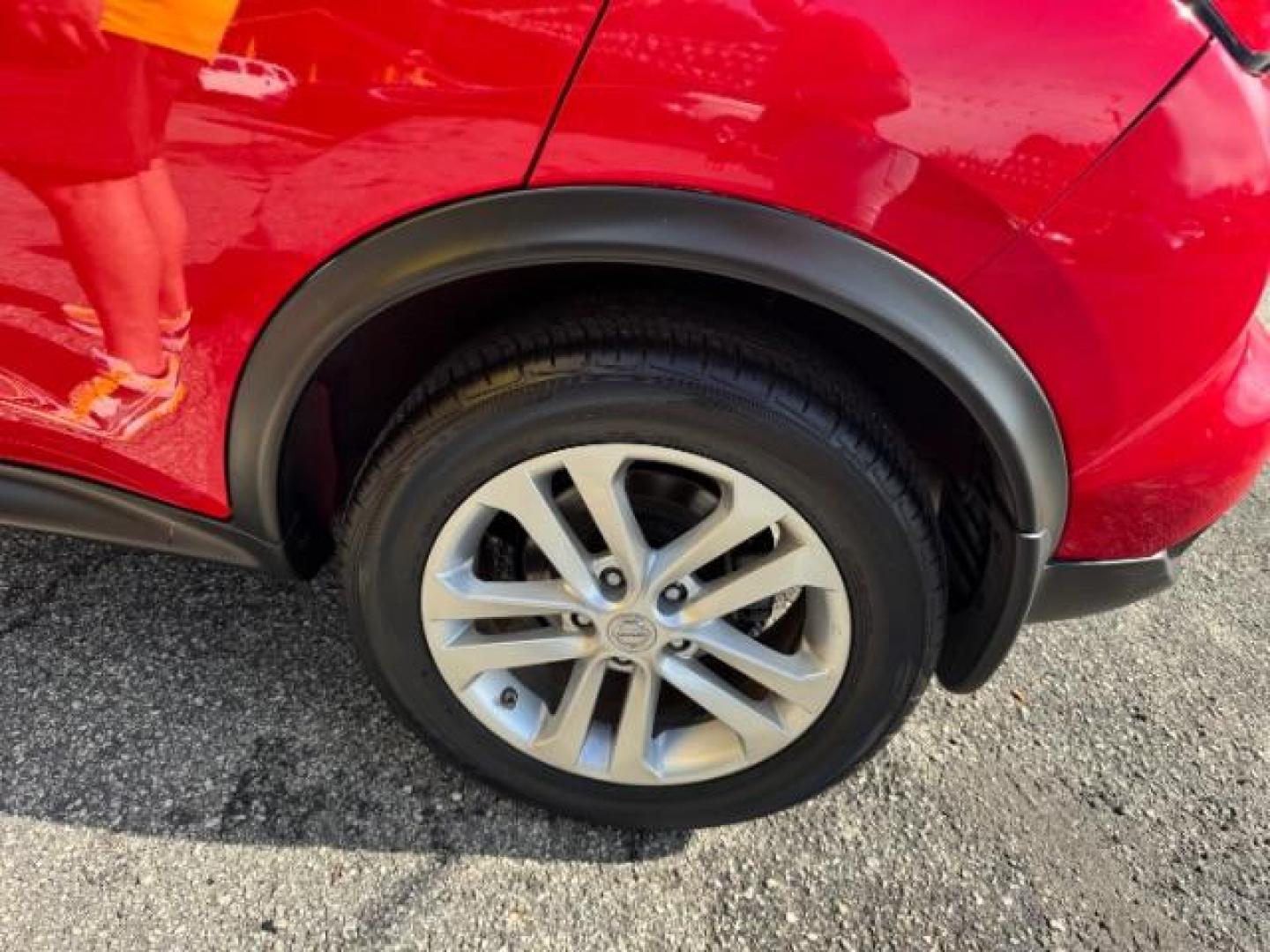 2015 Red Nissan Juke SV (JN8AF5MR5FT) with an 1.6L I-4 gasoline direct injection engine, located at 1806 Veterans Memorial Hwy SW, Austell, GA, 30168, (770) 944-9558, 33.817959, -84.606987 - Photo#17