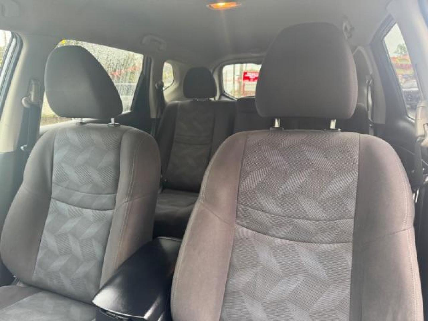 2016 Gray Nissan Rogue SV (KNMAT2MT9GP) with an 2.5L I-4 DOHC engine, located at 1806 Veterans Memorial Hwy SW, Austell, GA, 30168, (770) 944-9558, 33.817959, -84.606987 - Photo#8