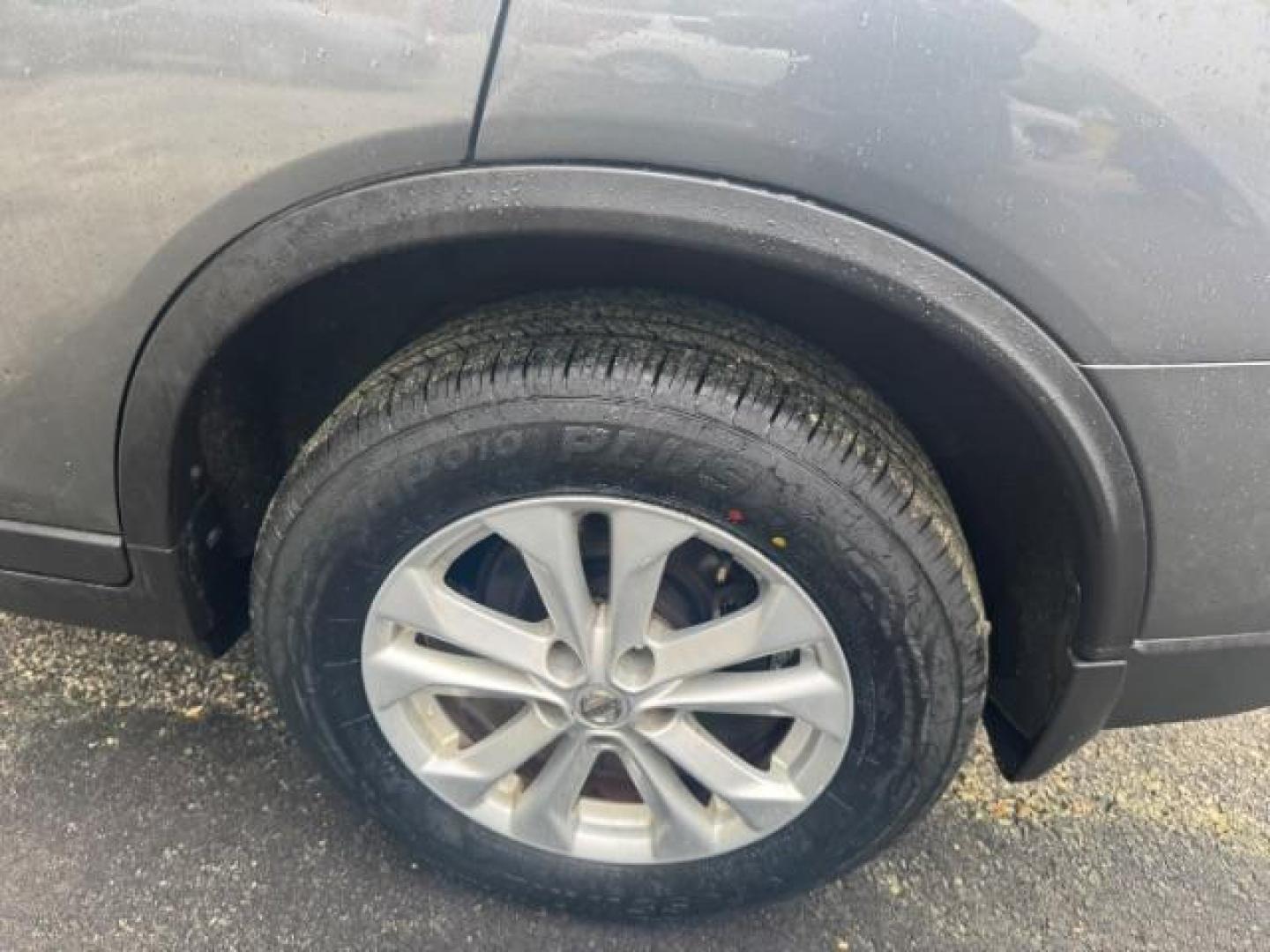 2016 Gray Nissan Rogue SV (KNMAT2MT9GP) with an 2.5L I-4 DOHC engine, located at 1806 Veterans Memorial Hwy SW, Austell, GA, 30168, (770) 944-9558, 33.817959, -84.606987 - Photo#22