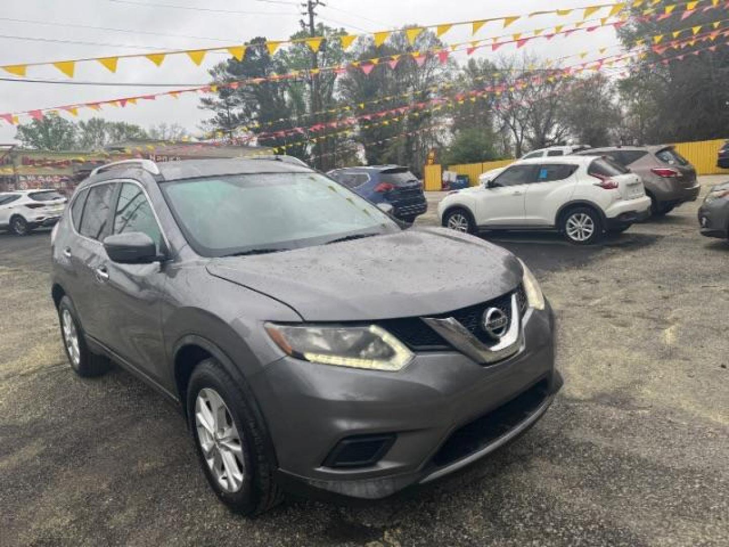 2016 Gray Nissan Rogue SV (KNMAT2MT9GP) with an 2.5L I-4 DOHC engine, located at 1806 Veterans Memorial Hwy SW, Austell, GA, 30168, (770) 944-9558, 33.817959, -84.606987 - Photo#2