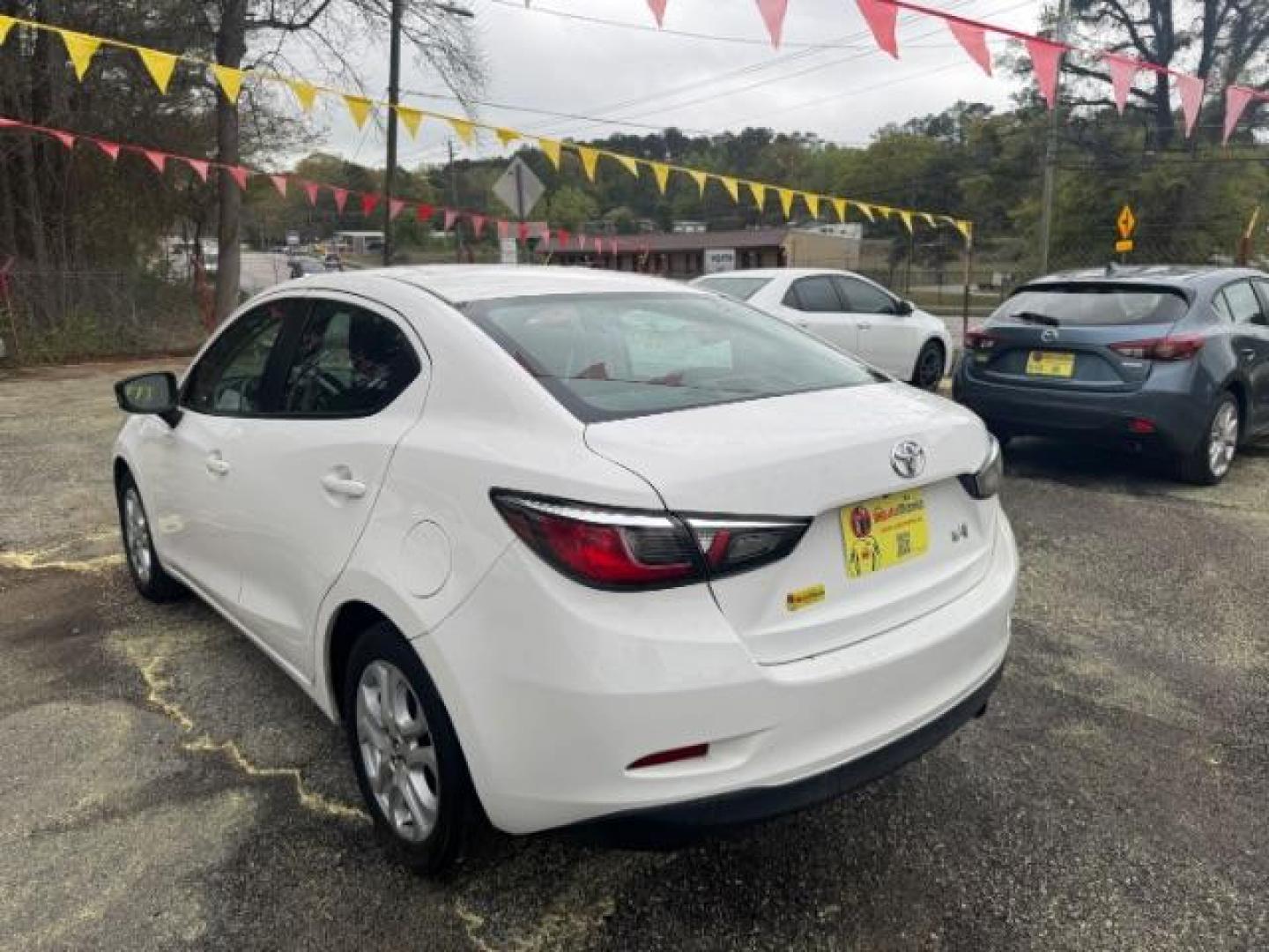 2018 White Toyota Yaris iA IA (3MYDLBYV3JY) , located at 1806 Veterans Memorial Hwy SW, Austell, GA, 30168, (770) 944-9558, 33.817959, -84.606987 - Photo#5