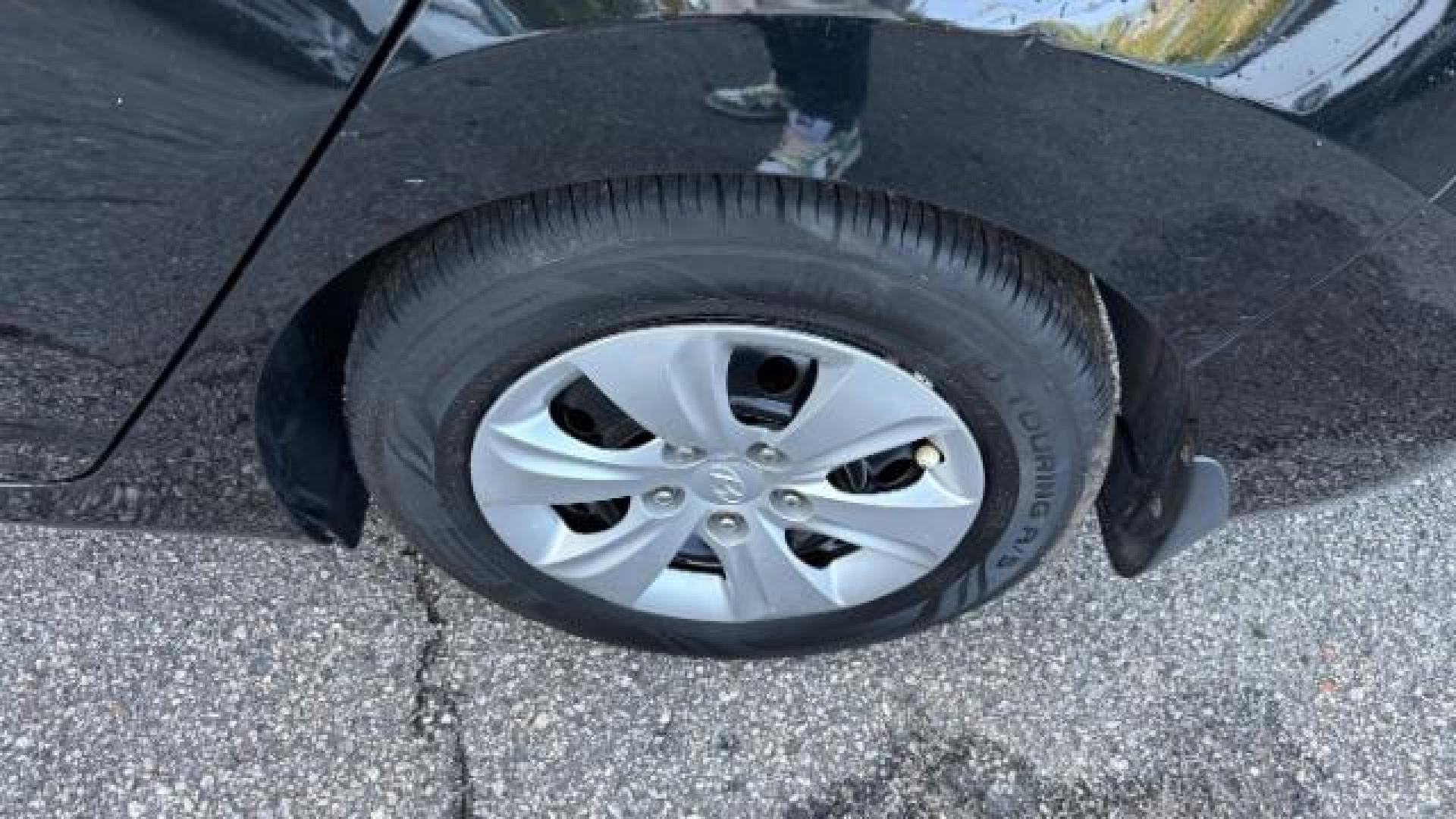 2016 Black Hyundai Elantra SE (5NPDH4AE5GH) with an Nu 1.8L I-4 DOHC engine, located at 1806 Veterans Memorial Hwy SW, Austell, GA, 30168, (770) 944-9558, 33.817959, -84.606987 - Photo#16