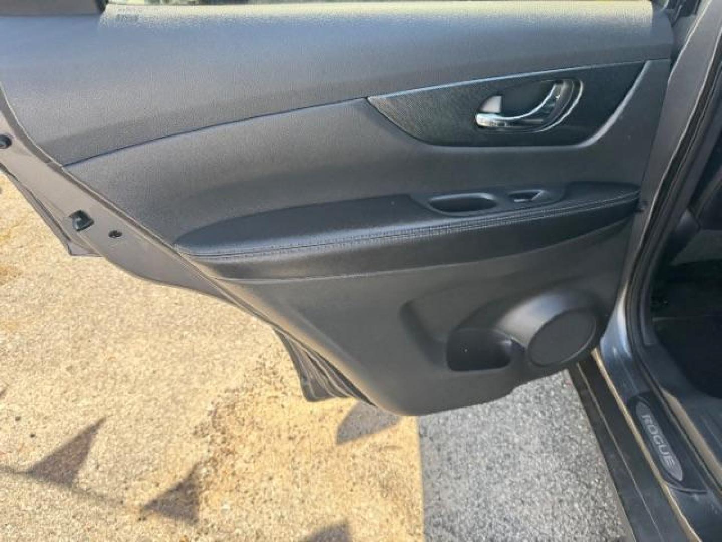 2014 Gray Nissan Rogue SL (5N1AT2MT3EC) with an 2.5L I-4 DOHC engine, located at 1806 Veterans Memorial Hwy SW, Austell, GA, 30168, (770) 944-9558, 33.817959, -84.606987 - Photo#10