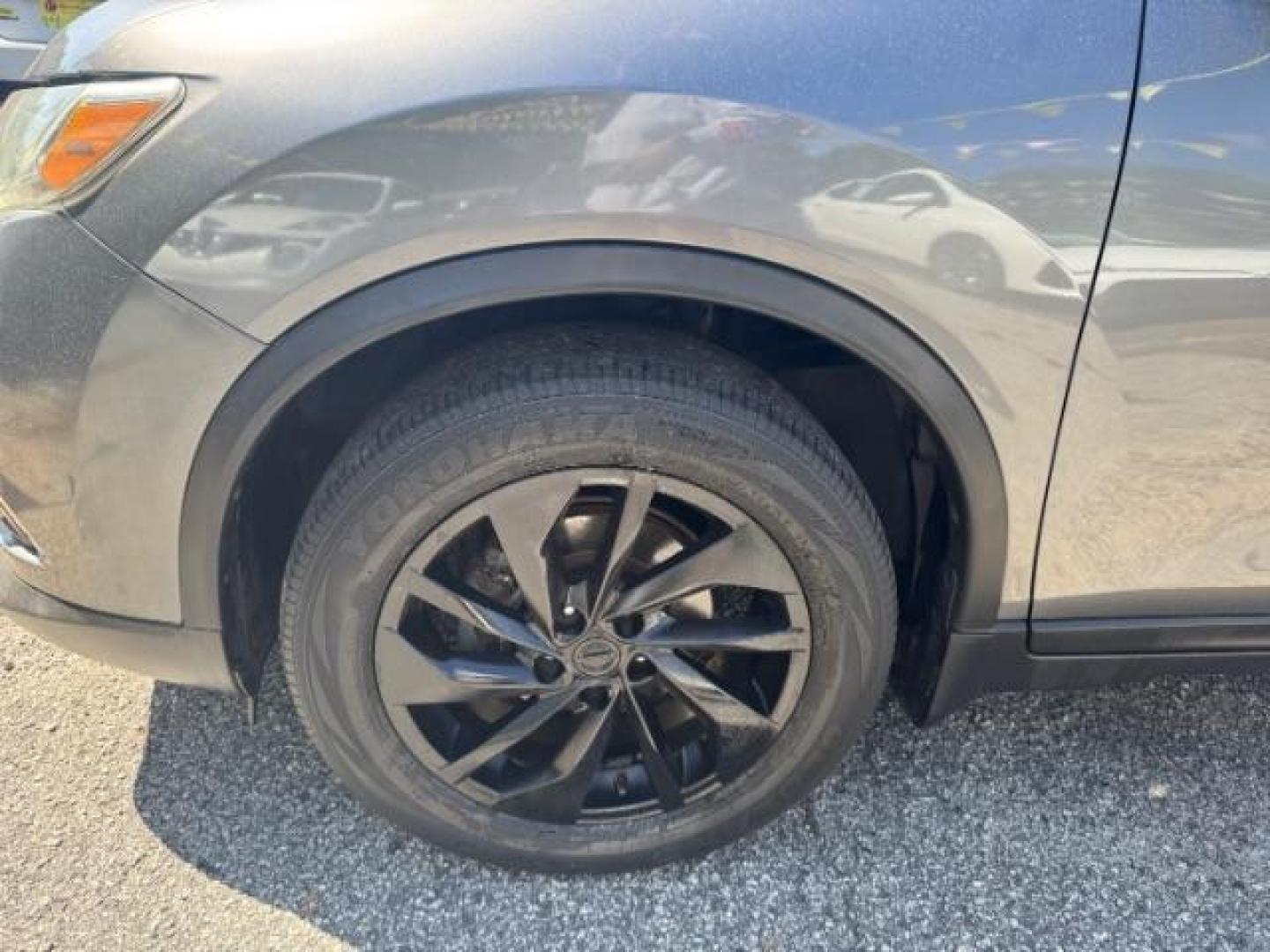 2014 Gray Nissan Rogue SL (5N1AT2MT3EC) with an 2.5L I-4 DOHC engine, located at 1806 Veterans Memorial Hwy SW, Austell, GA, 30168, (770) 944-9558, 33.817959, -84.606987 - Photo#20