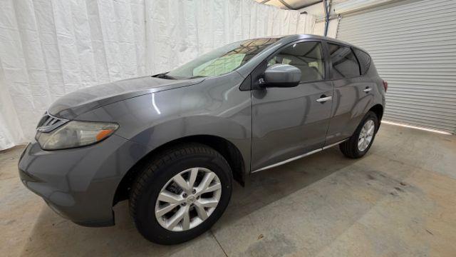 2014 Gray Nissan Murano S (JN8AZ1MU5EW) with an 3.5L V-6 DOHC engine, located at 1806 Veterans Memorial Hwy SW, Austell, GA, 30168, (770) 944-9558, 33.817959, -84.606987 - Photo#1